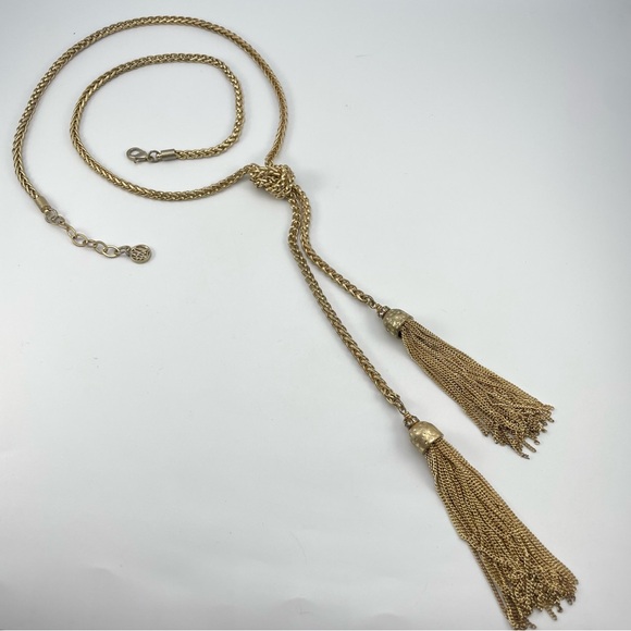 Lilly Pulitzer Gold Belle Tassel Necklace Rope Chain Logo Charm - Picture 3 of 8